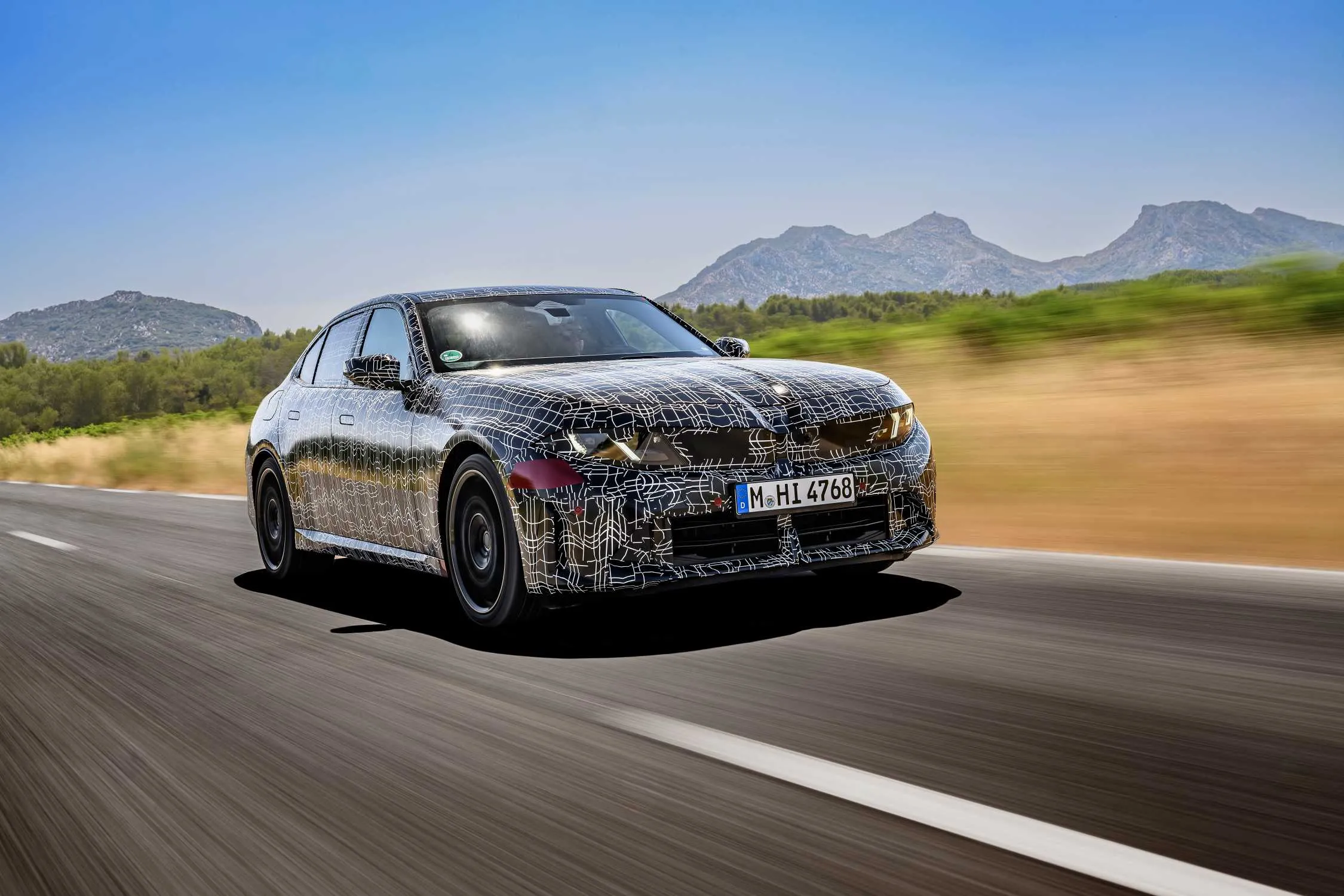 BMW 신형 3시리즈 위장막 프로토타입